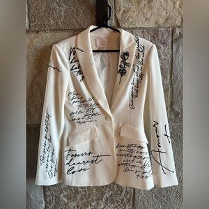 cinq à sept White Script-Print Single-Button Blazer with Black Graphics